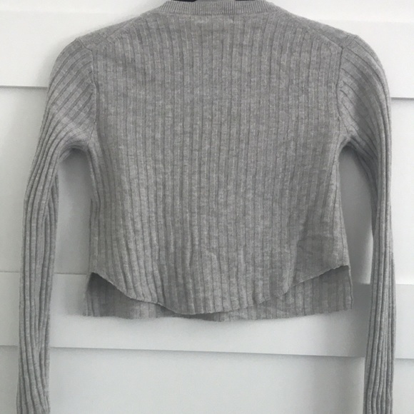 Aritzia babaton cropped grey wool sweater size S - Picture 4 of 6